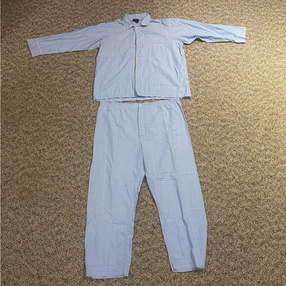 Roundtree & Yorke XL Pajamas Never Worn